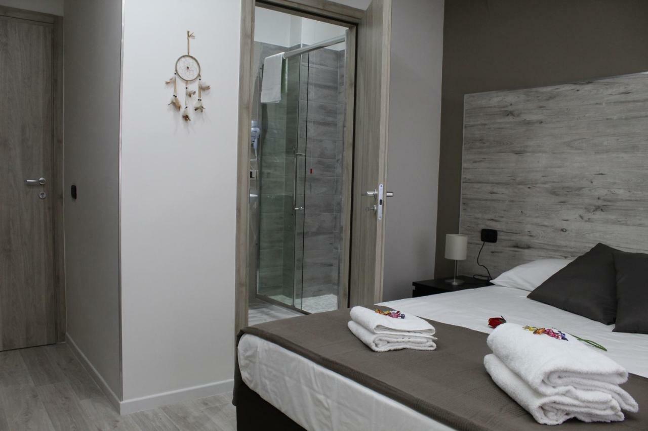 Royalty Rooms & Spa Napoli Dış mekan fotoğraf